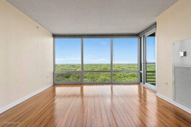 Foto del edificio - 9655 Woods Dr