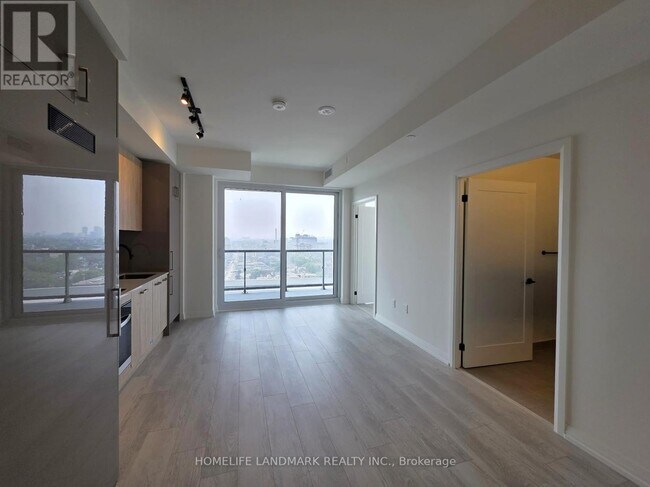 Photo du bâtiment - 280-1280 Dundas St W