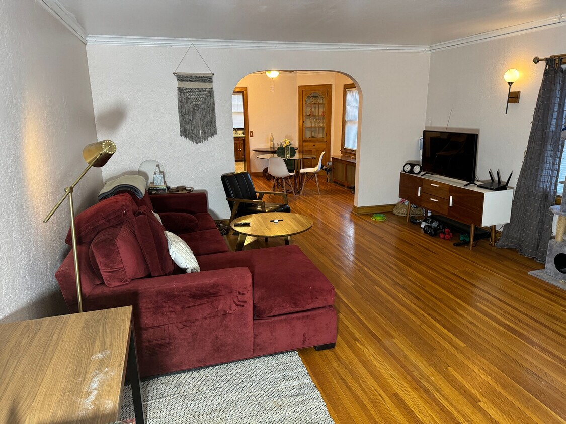 Foto principal - 4542 Chowen Ave S