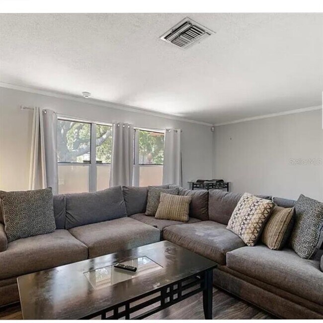 Foto del edificio - 2584 58th Ave S