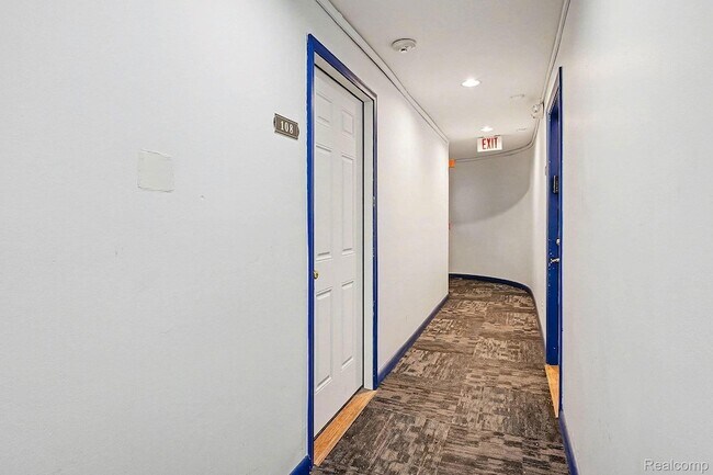 Foto del edificio - 120 Seward Ave