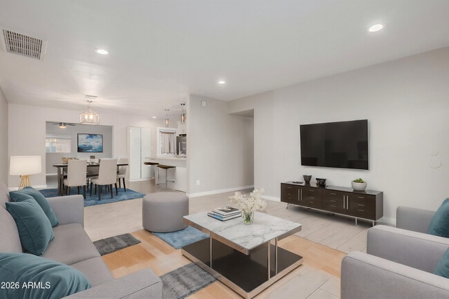 Foto del edificio - 1208 W 6th St