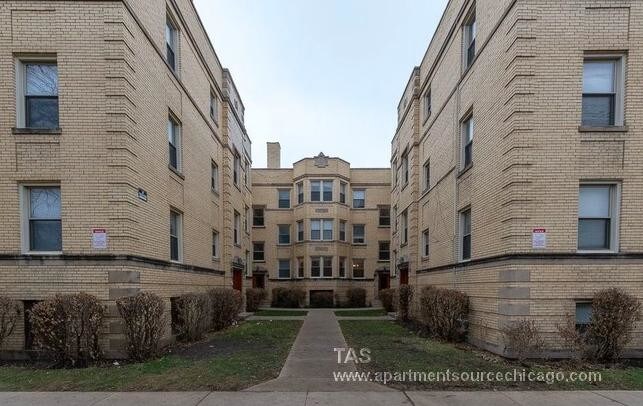 Foto del edificio - 2442 W Rosemont Ave