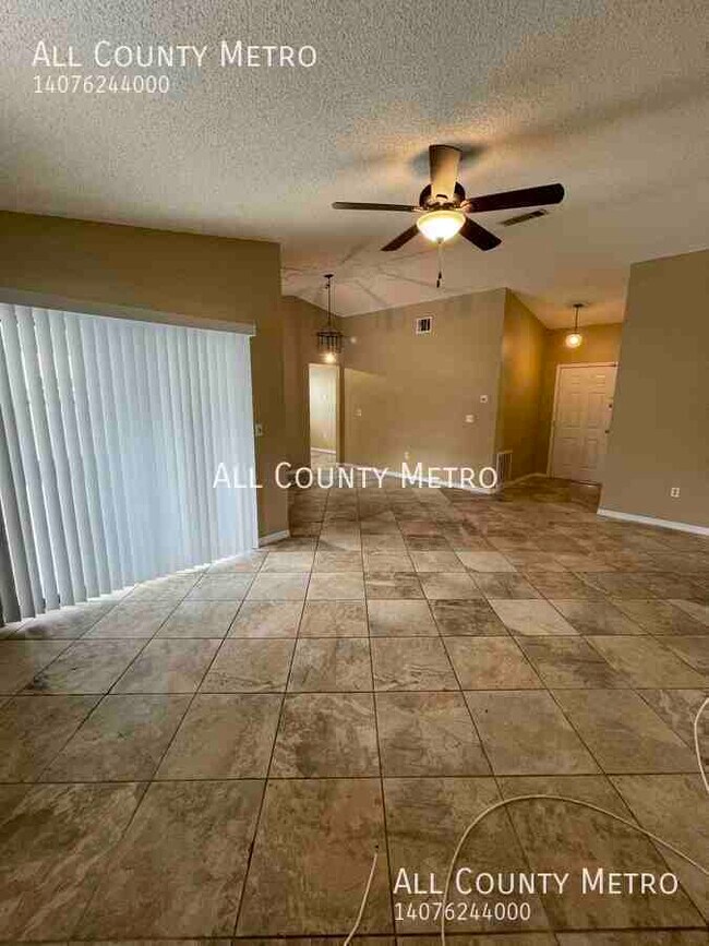 Building Photo - 2933 Theresa Dr