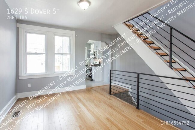 Building Photo - 2BR 1BA   Fully upgraded townhome  includi...