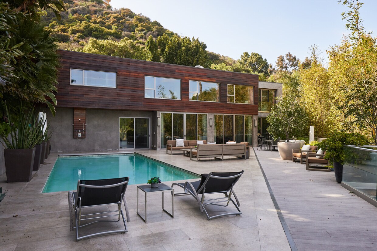 Foto principal - 8818 Thrasher Ave