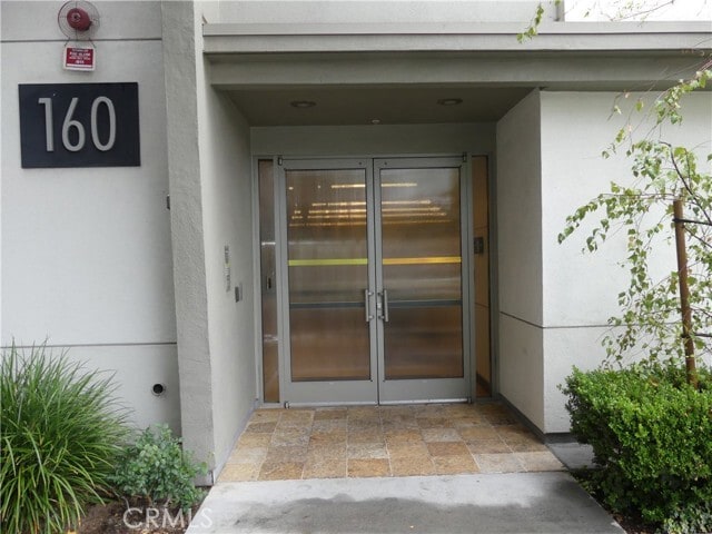 Building Photo - 160 S Hudson Ave