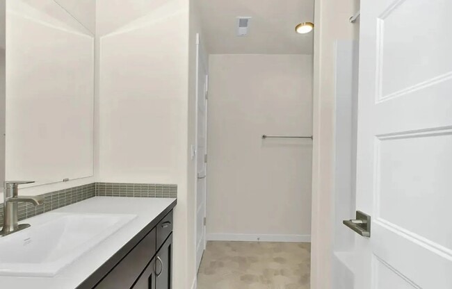 Upstairs Bathroom - 711 Natalee Jo St SE