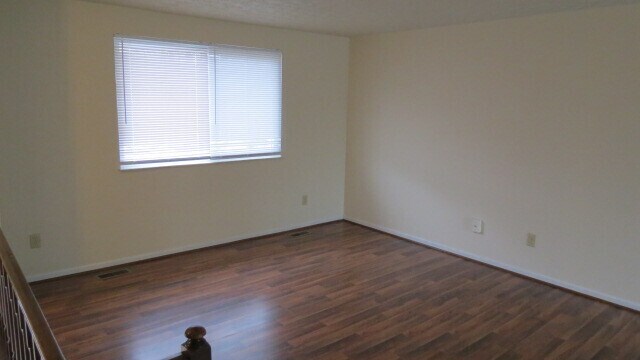 Foto del edificio - 1269 Falene Pl