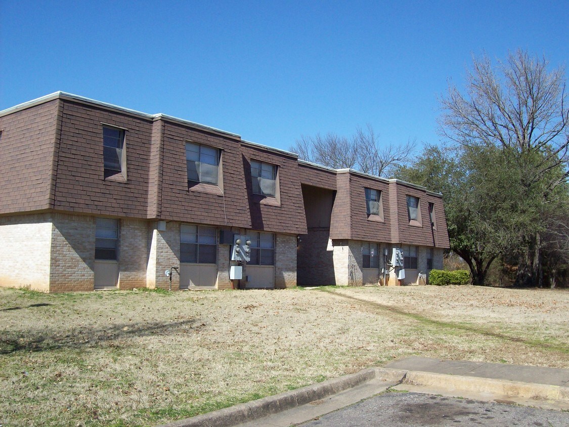 Foto principal - Lakewood Estates