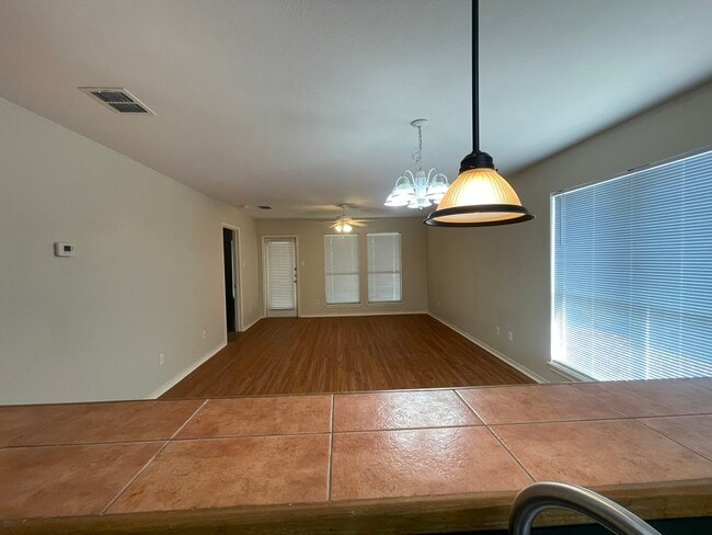 Building Photo - 15413 Palmira Ave