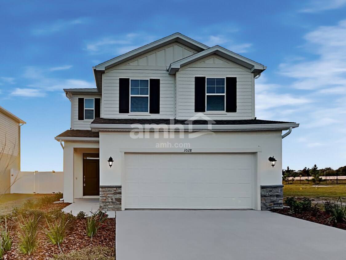 Foto principal - 1028 Sky Lakes Drive