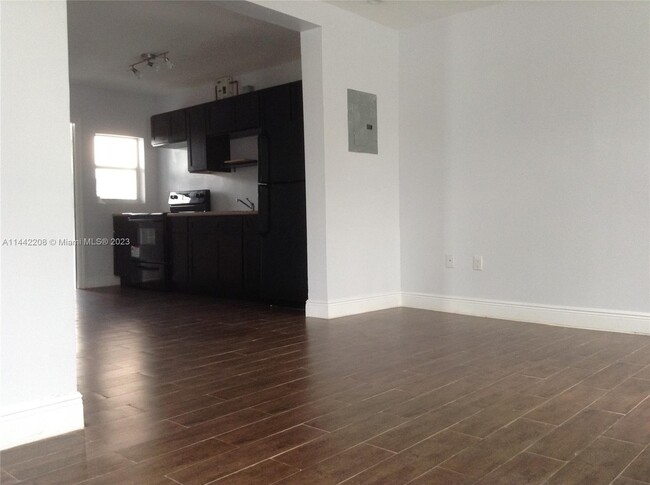 Foto del edificio - 139 NW 15th St