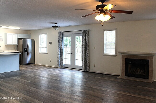 Building Photo - 209 Quarter Horse Ln