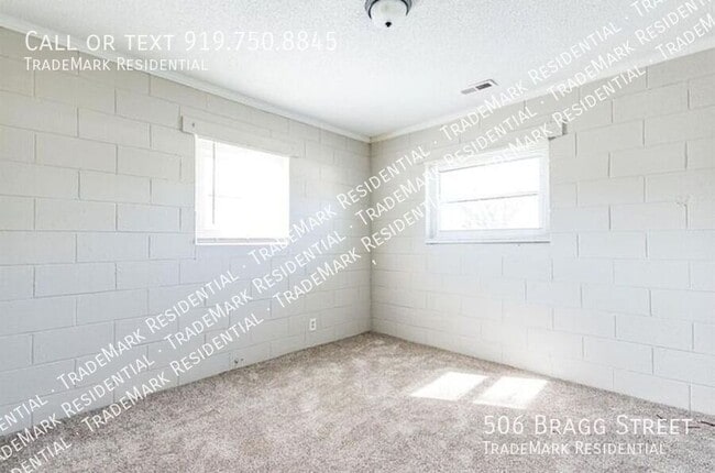 Building Photo - 506 Bragg St