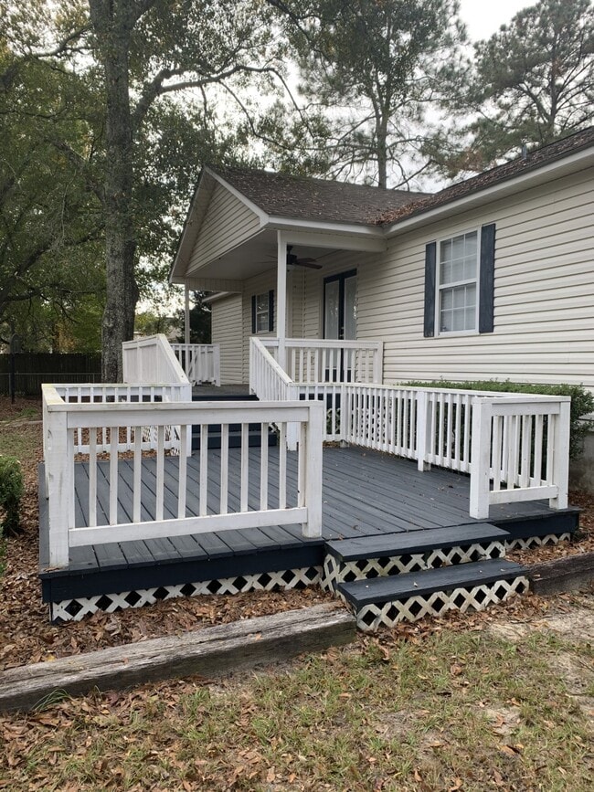 Building Photo - 1601 Red Fox Trail