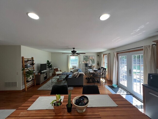 Foto del edificio - Beautiful Partially Furnished 3 Bed, 2 Bath House in Allegany NY!