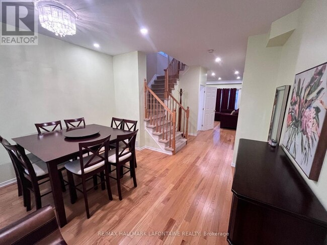 Photo du bâtiment - 345 Jasper Crescent