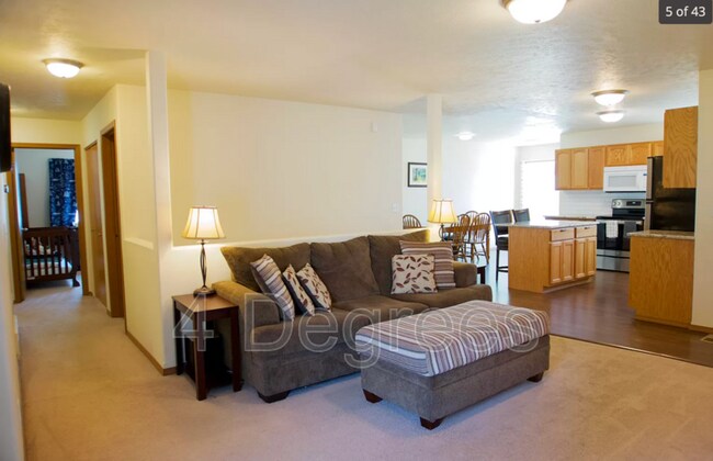 Foto del edificio - 18115 E Shannon Ave