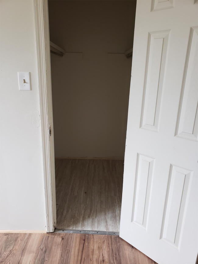 Foto del edificio - 6442 Applecross Ave