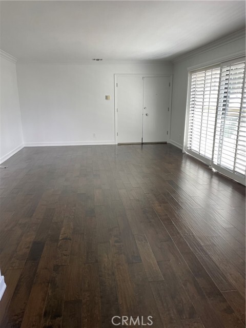 Building Photo - 2316 Palos Verdes Dr W