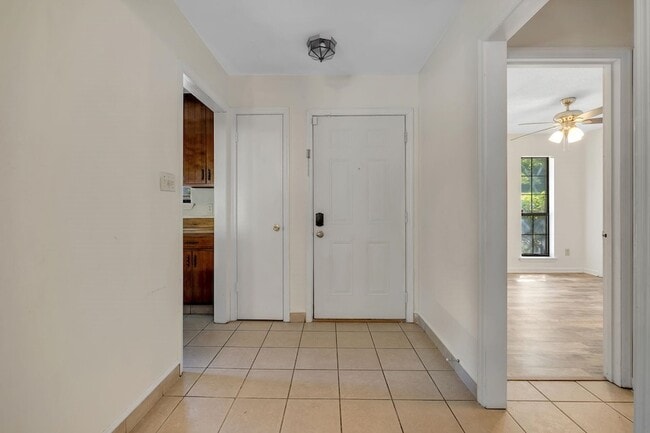 Foto del edificio - 1826 Meriadoc Rd