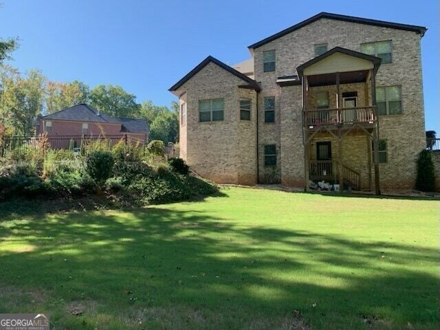 Building Photo - 221 Snow Bird Dr