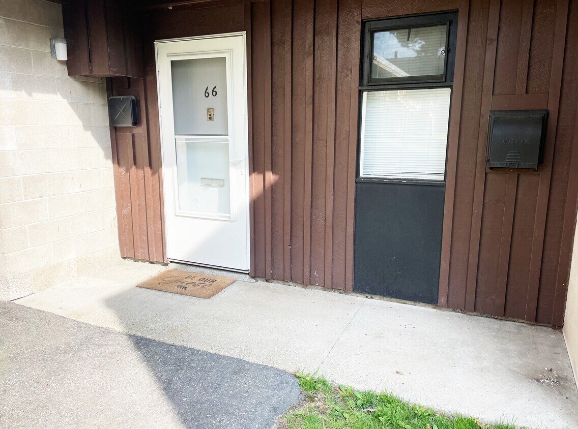 Primary Photo - 315 Neponset St