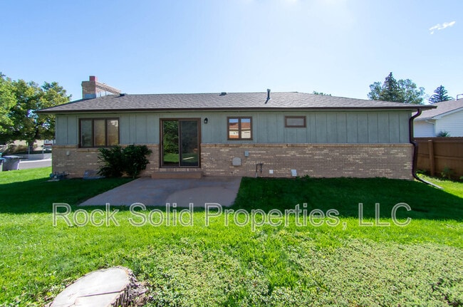 Building Photo - 249 Miller Ln