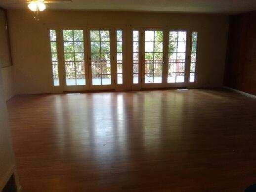 Foto del edificio - 22701 MacFarlane Dr