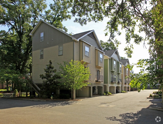 Stadium Place - Stadium Properties & The Highlands