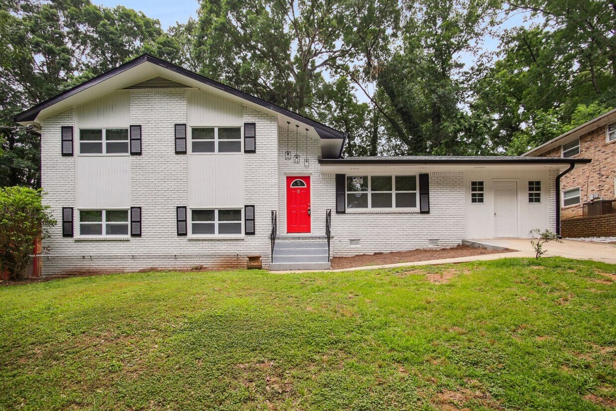 2470 Glenrock Dr Unit A House Rental in Decatur, GA