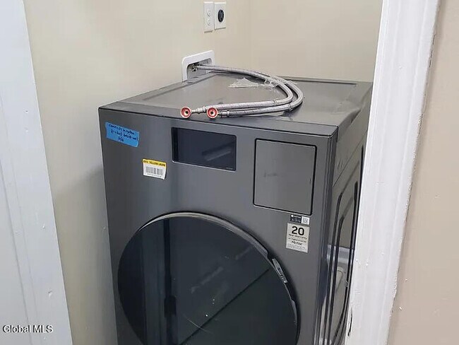 Foto del edificio - 170 Washington Ave