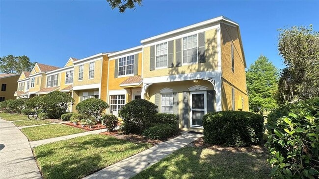 Building Photo - 1400 Costa Mesa Dr