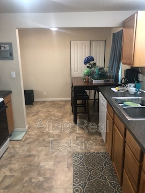 Foto del edificio - 3102 Gray St
