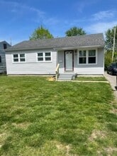 Building Photo - 5211 Broadmoor Blvd