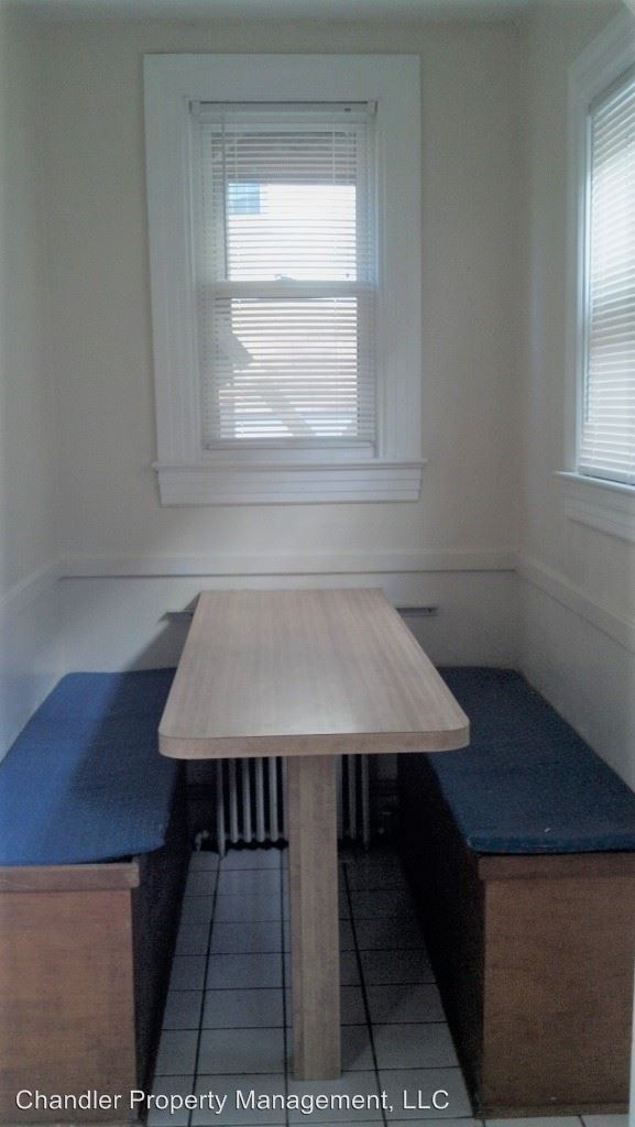 Building Photo - 921 Spotswood Ave