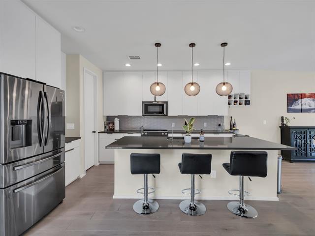 Foto del edificio - 4703 Munger Ave