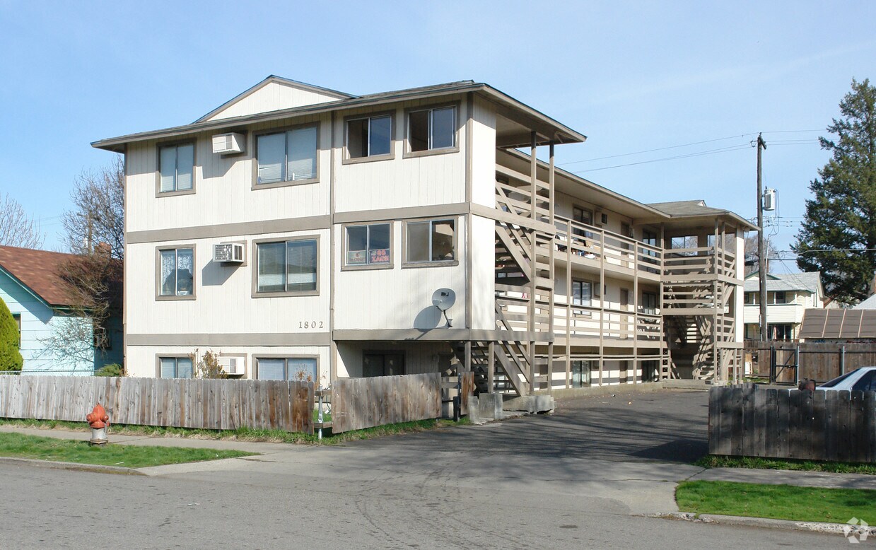 Foto principal - 1802 W Gardner Ave