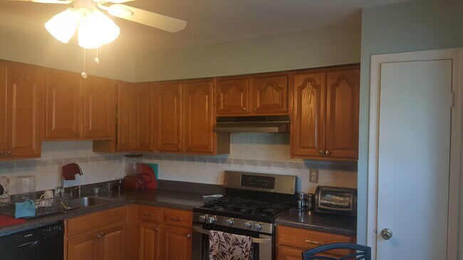 Building Photo - 26 Tiger Lilly Ct