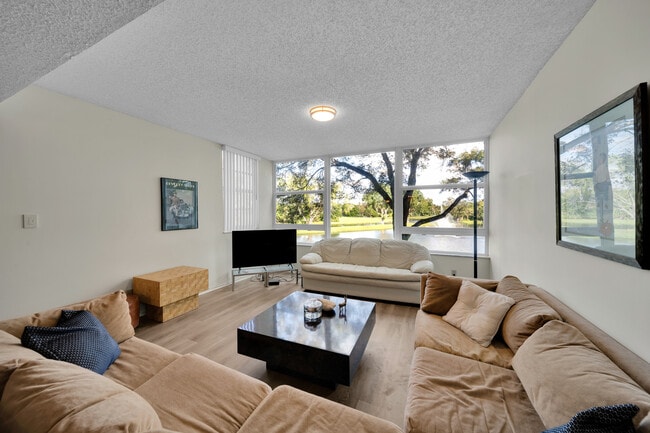 Building Photo - 4145 Cypress Reach Ct