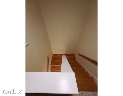 Building Photo - 20 W Rosseter St