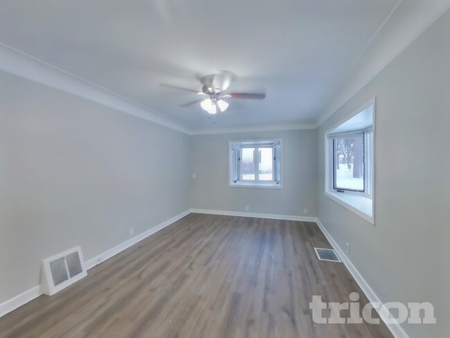 Building Photo - 3105 Georgia Ave S