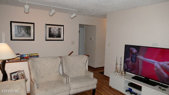 Foto del edificio - 1375 Remington Rd