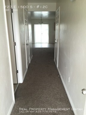 Building Photo - 727 E 1500 S