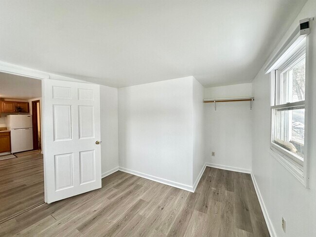 Building Photo - 1261 NY Route 7-16