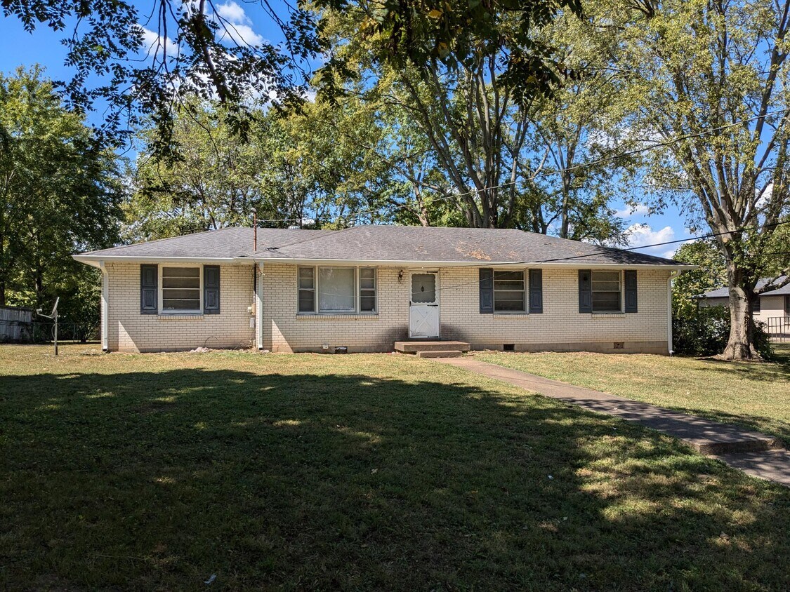 Primary Photo - 117 Delft Dr