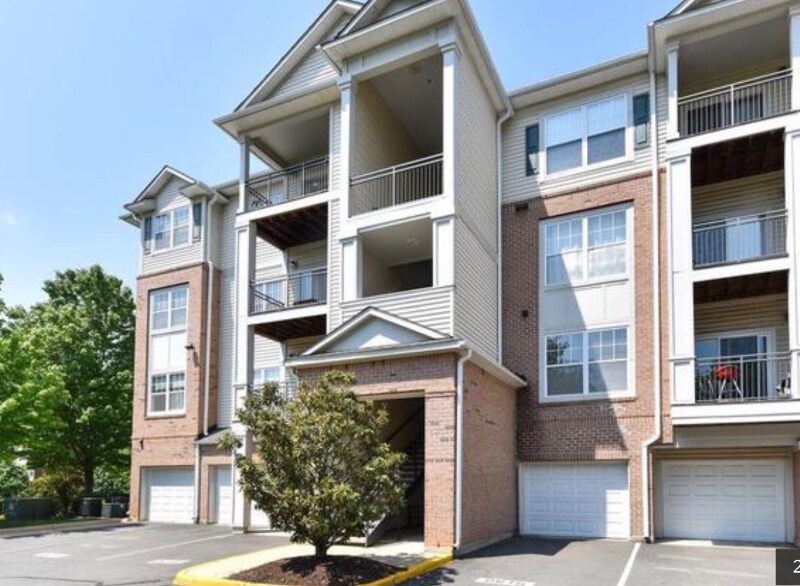 12128 Garden Ridge Ln, Fairfax, VA 22030 Condo for Rent in Fairfax