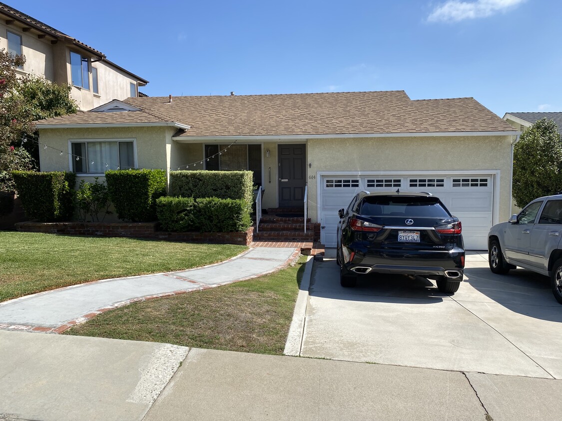 Front of house - 614 Lomita St