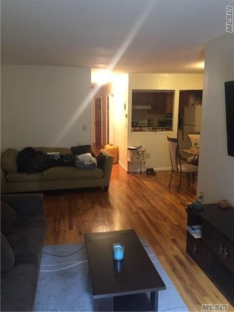 Building Photo - 65-07 Booth St